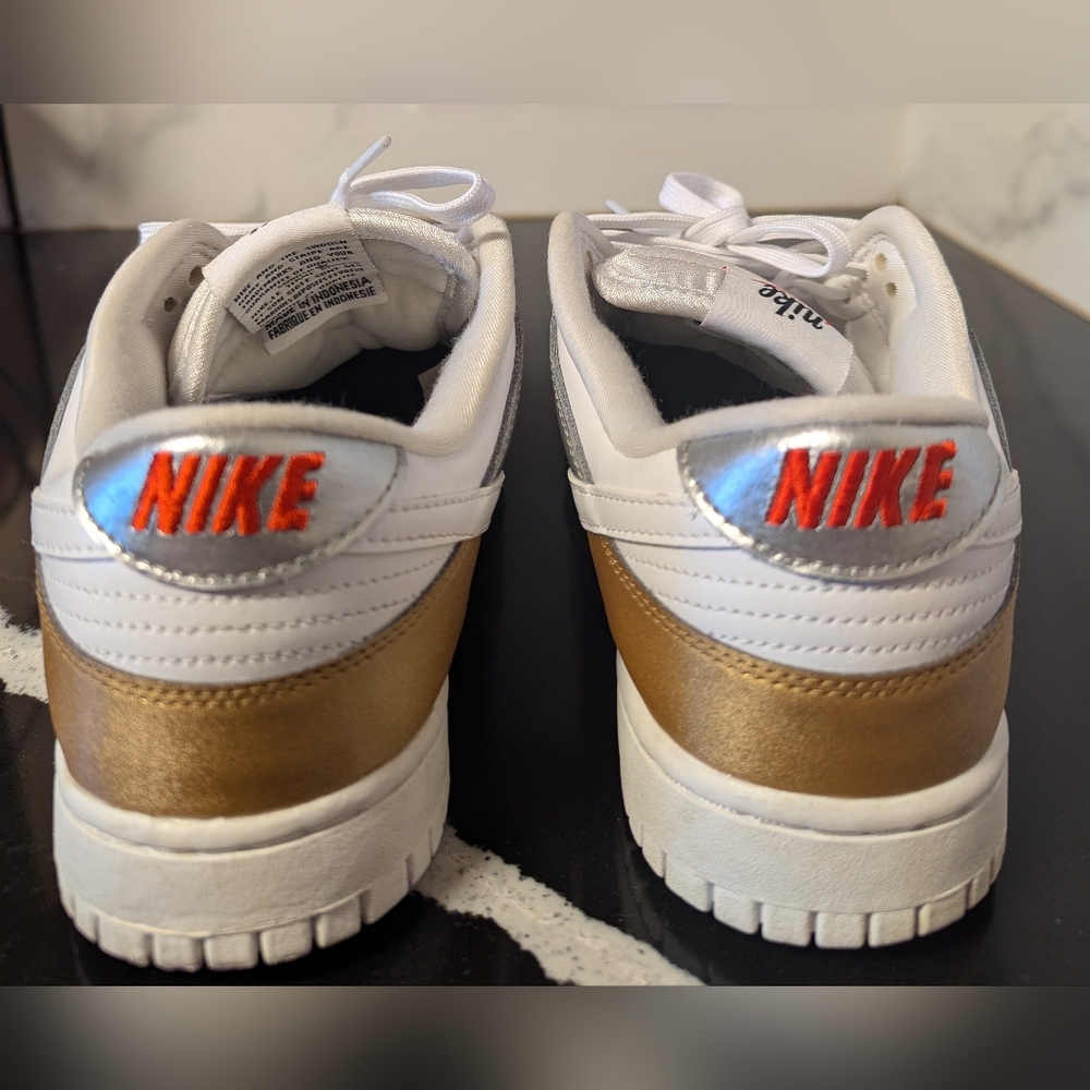 Nike Dunk Low Heirloom White/Silver/Gold Women's Sneakers Size 9.5 MSRP $120 - Picture 6 of 12